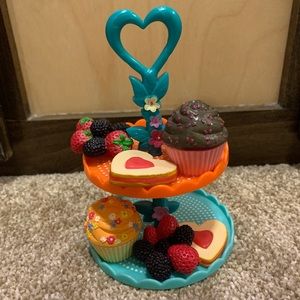 WellieWishers Berry Sweet Snack Stand